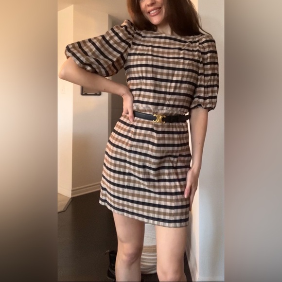 Puff sleeves dress - Picture 13 of 16